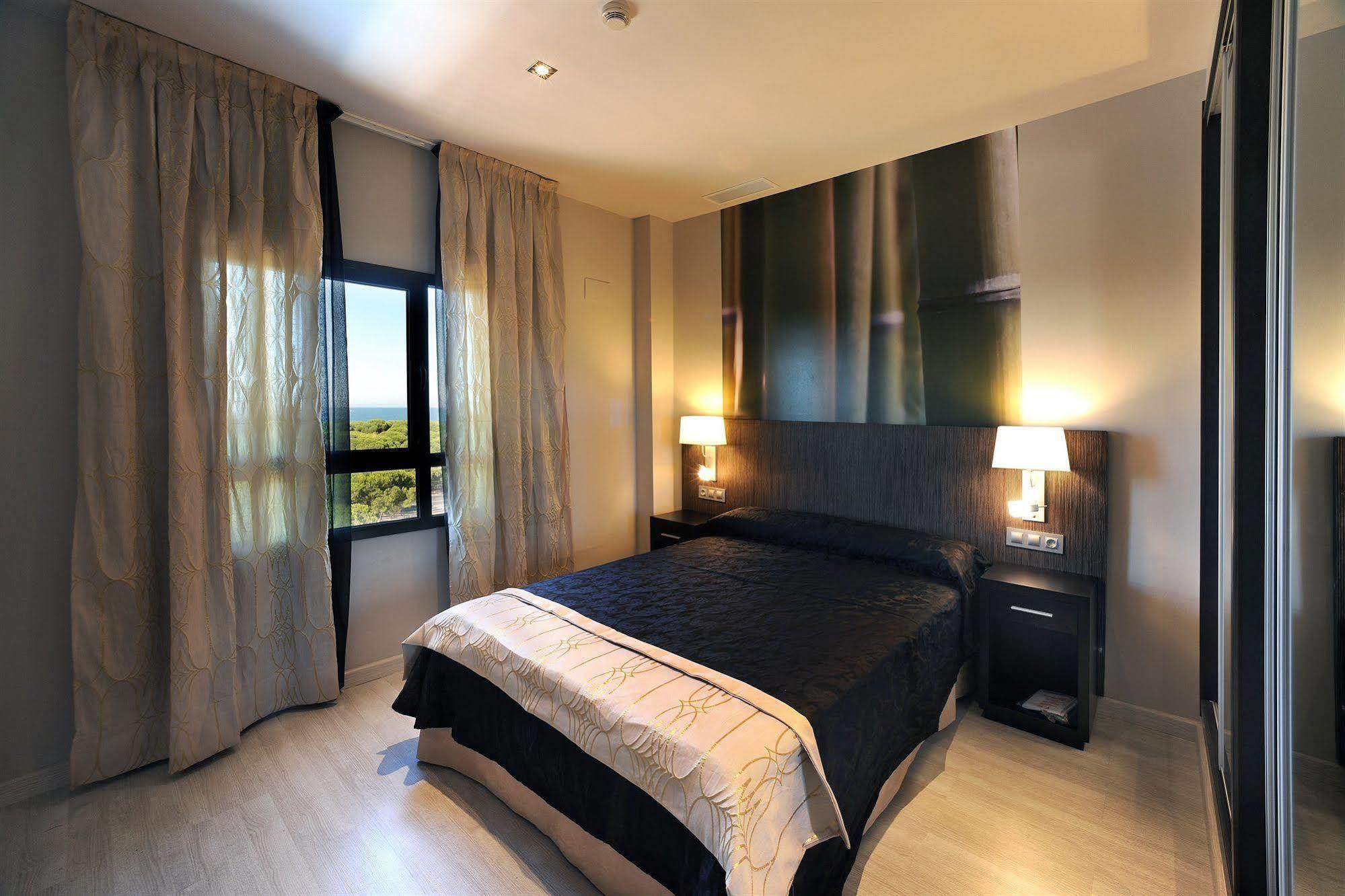 Leo Deluxe Punta Umbria (Adults Only) Apartman Kültér fotó