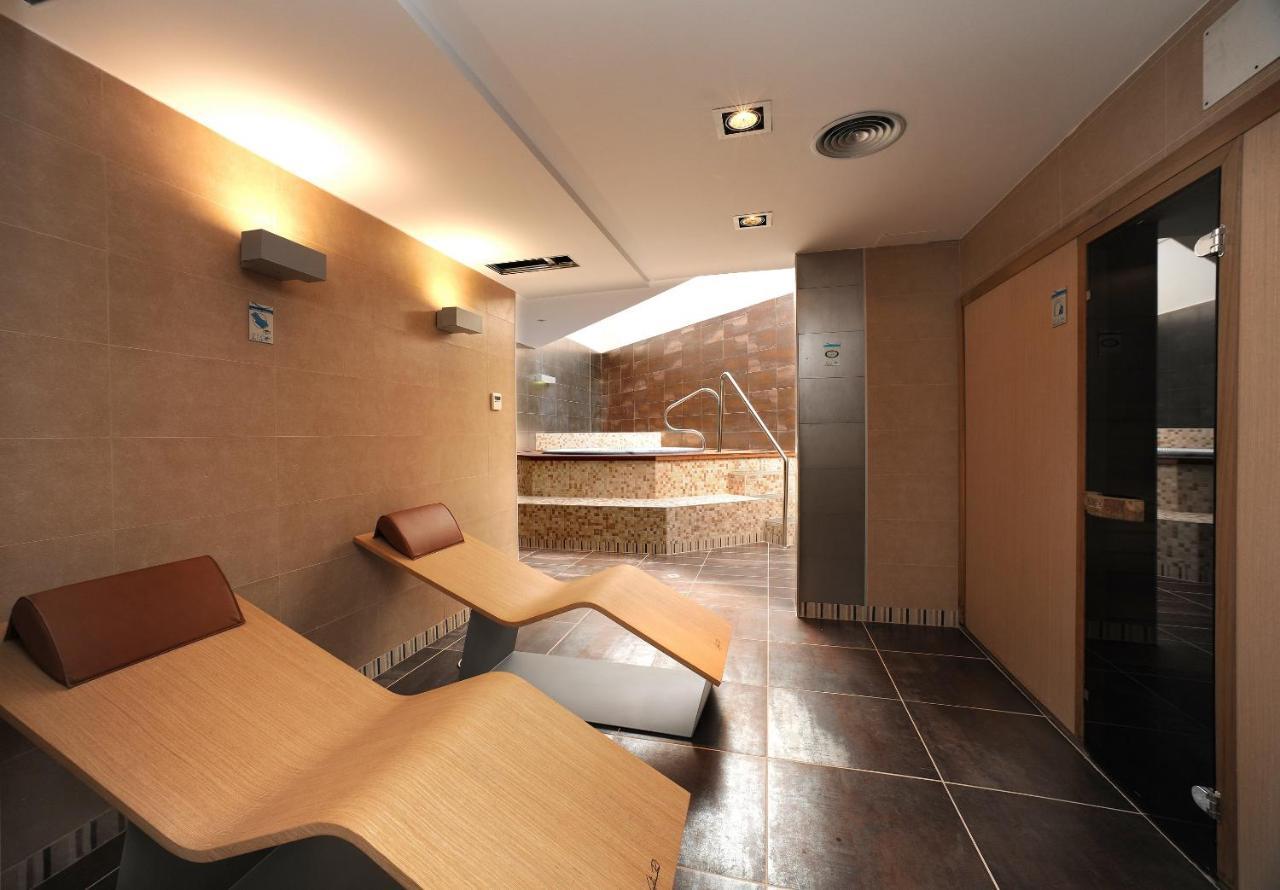 Leo Deluxe Punta Umbria (Adults Only) Apartman Kültér fotó